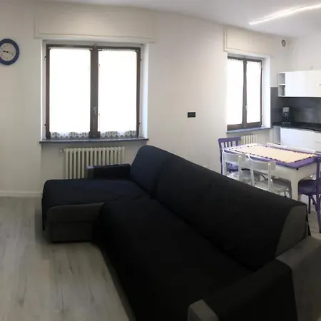 Daire Delbarbahomes, Saint Anselme Centro
