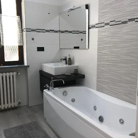 Delbarbahomes, Saint Anselme Centro Daire