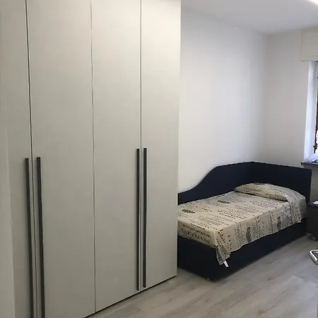 Delbarbahomes, Saint Anselme Centro *
